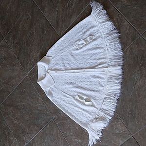 Vintage Cream White Knit Fringed Fall Sweater Cape- EUC